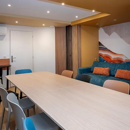 La Des Sommets Apartamento *