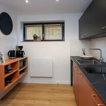 La Des Sommets Apartment *