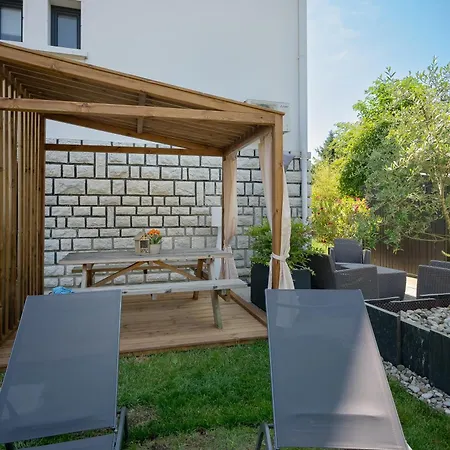 La Des Sommets Apartamento *